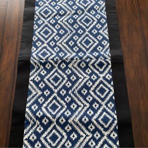 Table Runner with Diamond Print in Blue & White with a Black Border